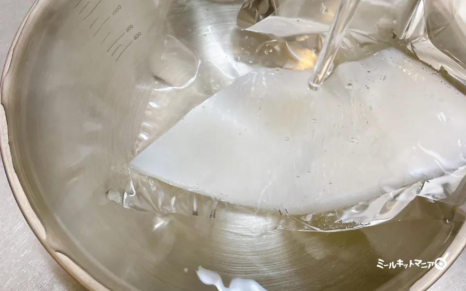 サカナDIY:あおり烏賊(いか)を流水解凍する